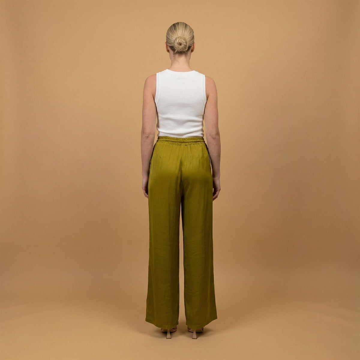 Satin trousers with elasticated waist – db14570vs