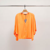 Blouse boutonnée satinée à ligne ample KD9017VS
