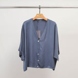 Blouse boutonnée satinée à ligne ample KD9017VS