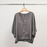 Blouse boutonnée satinée à ligne ample KD9017VS