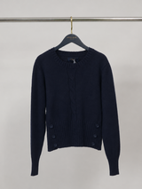 Pull en maille à torsade centrale et bords côtelés HY5358