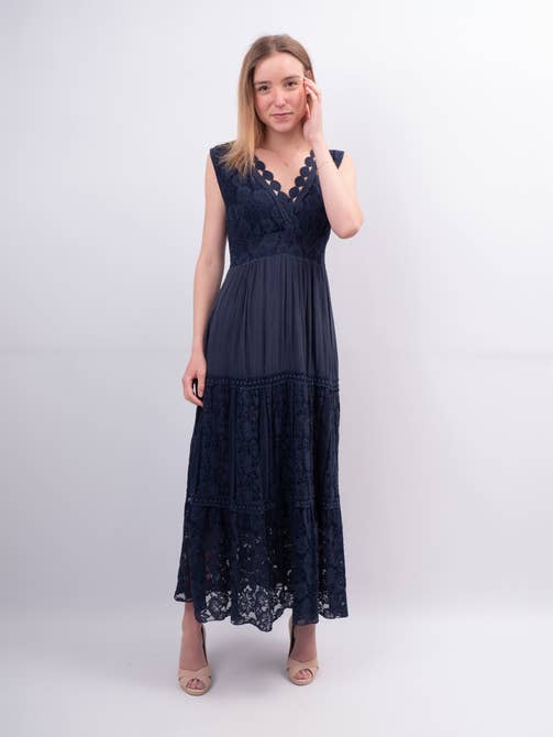Long dress with english embroidery 9674