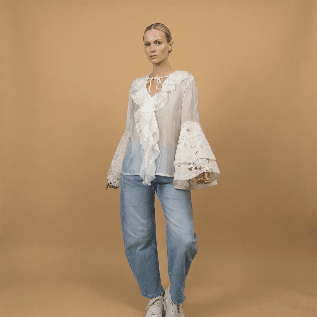 Ruffled blouse with flared lace sleeves – BCR02625