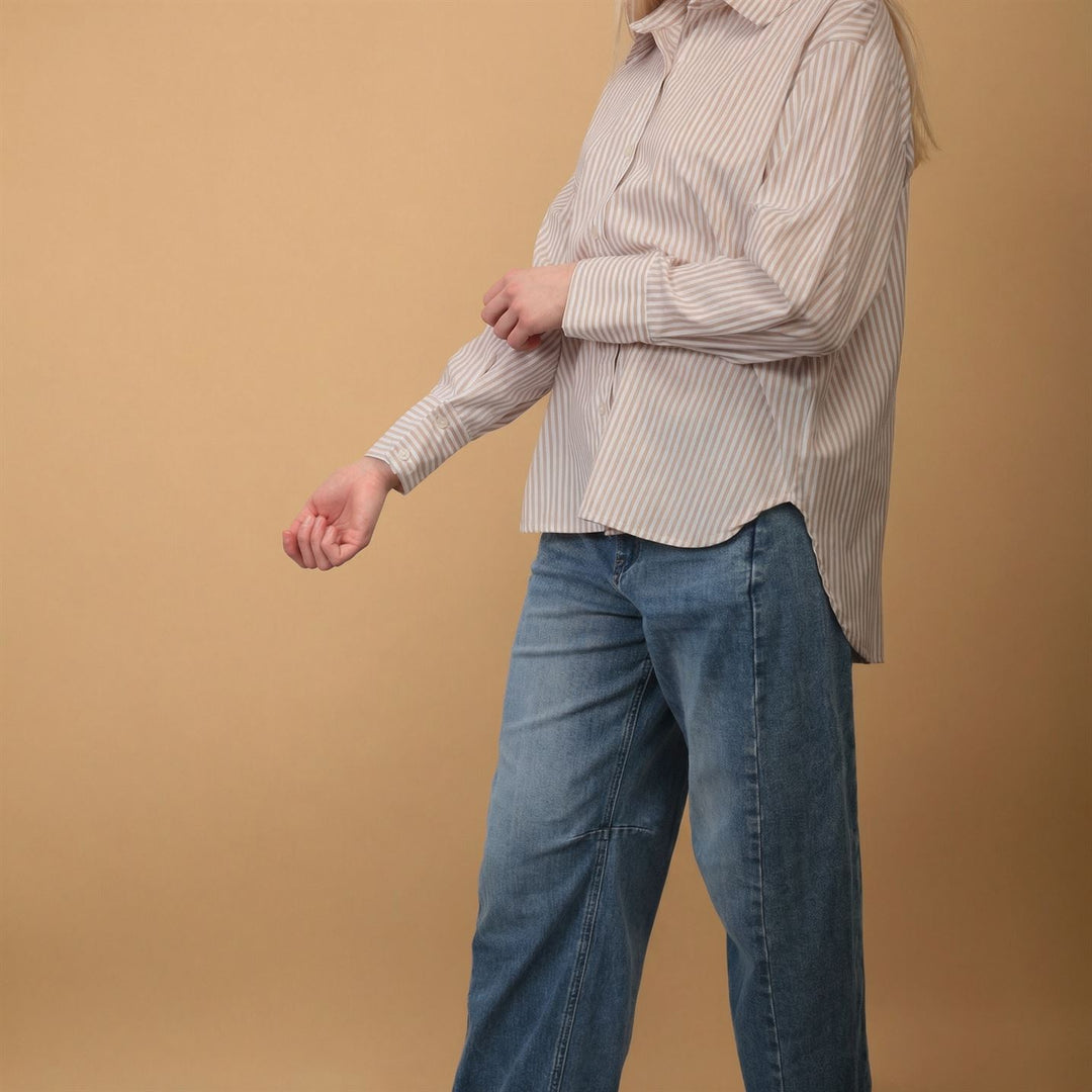Oversized striped shirt with back print SSC81326