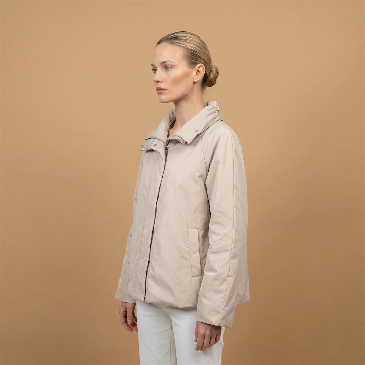 Waterproof jacket with structured stand up collar   hm7294