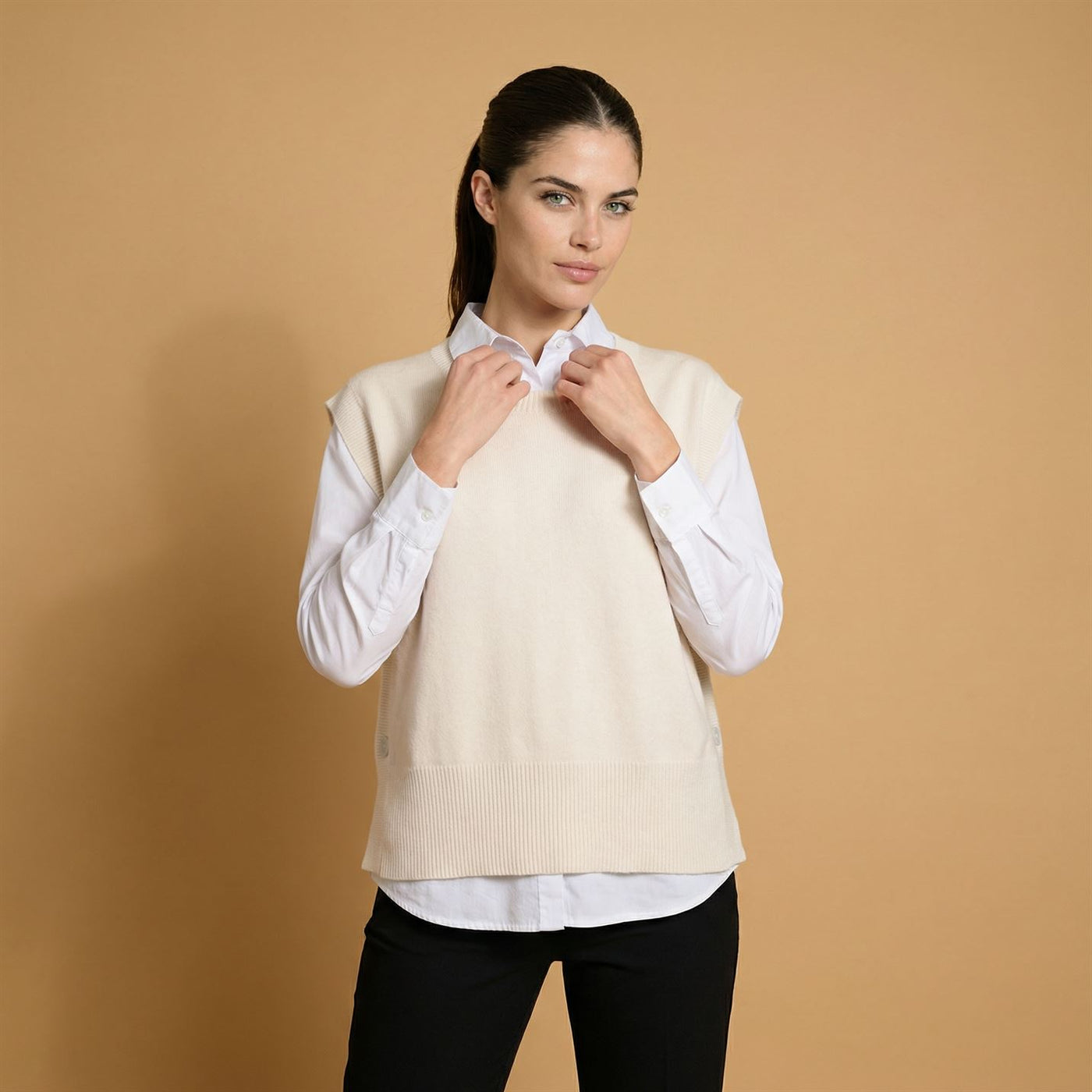 Pancho round neck YF57015