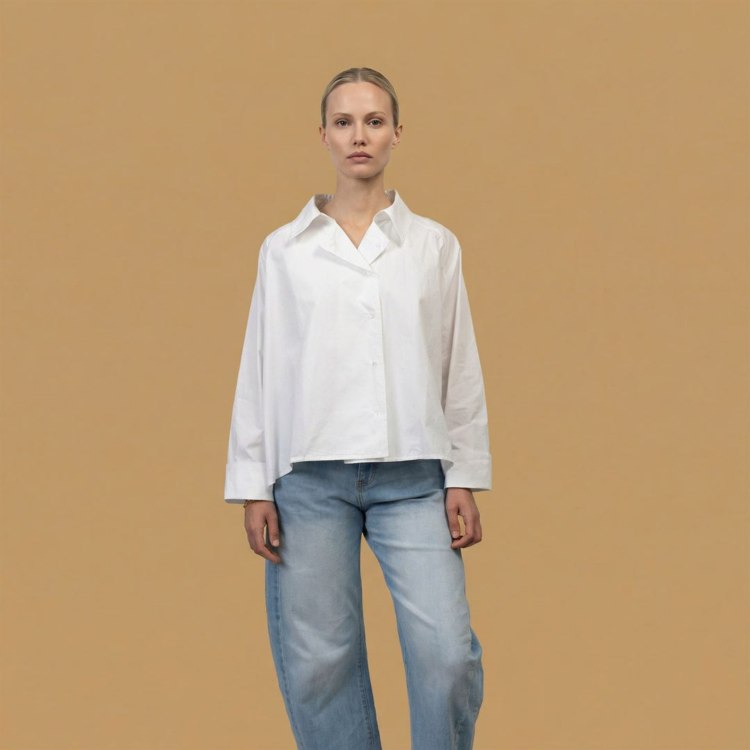 Cotton shirt with asymmetrical buttoning db14916