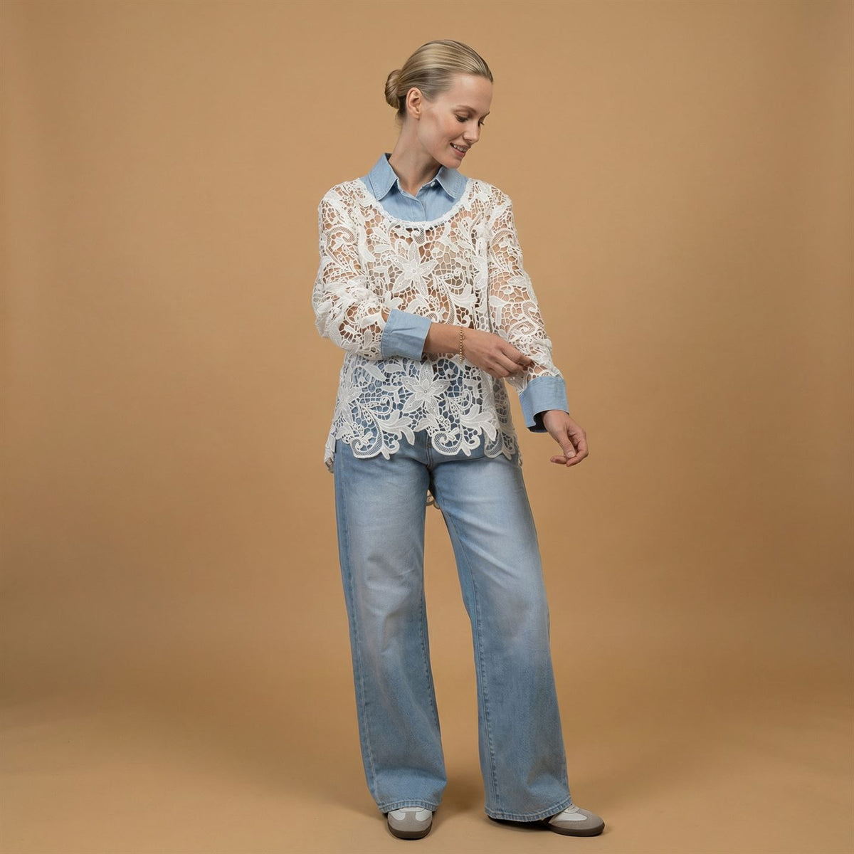 Lace top with denim shirt collar csw5091