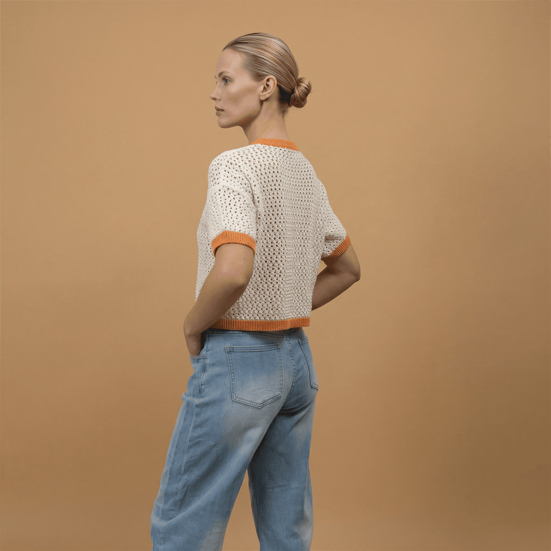 Pull ajoure manches courtes bords contrastes ca8439