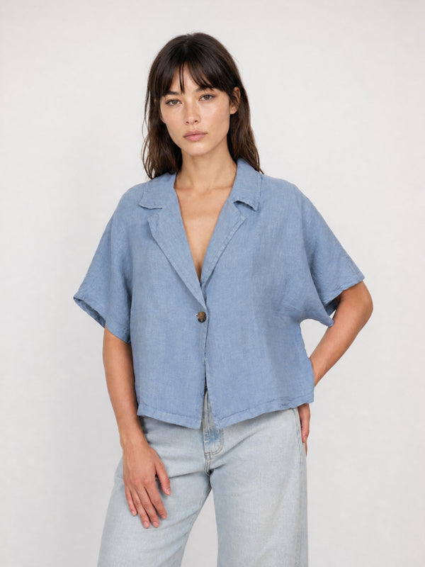 Veste courte en lin à bouton unique CVA526211