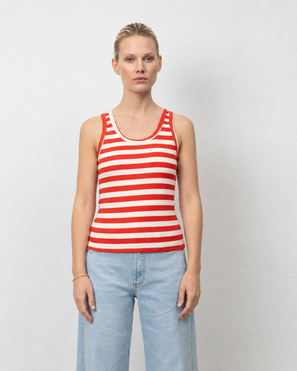 Cva726198 2_rouge_002