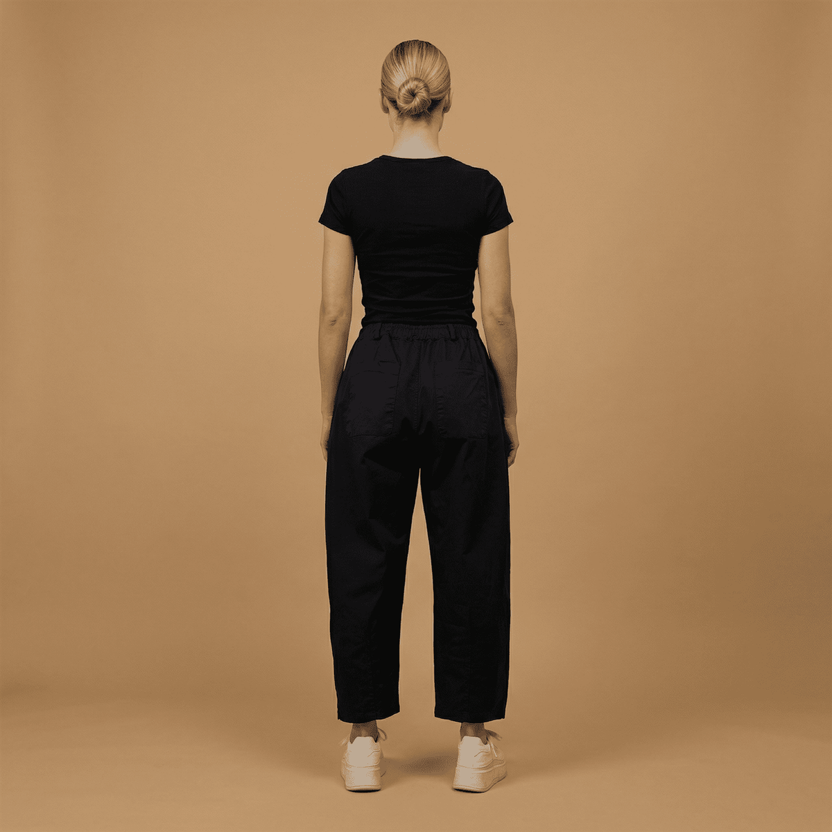 Wide leg carrot trousers with removable accessory   cva825198 3