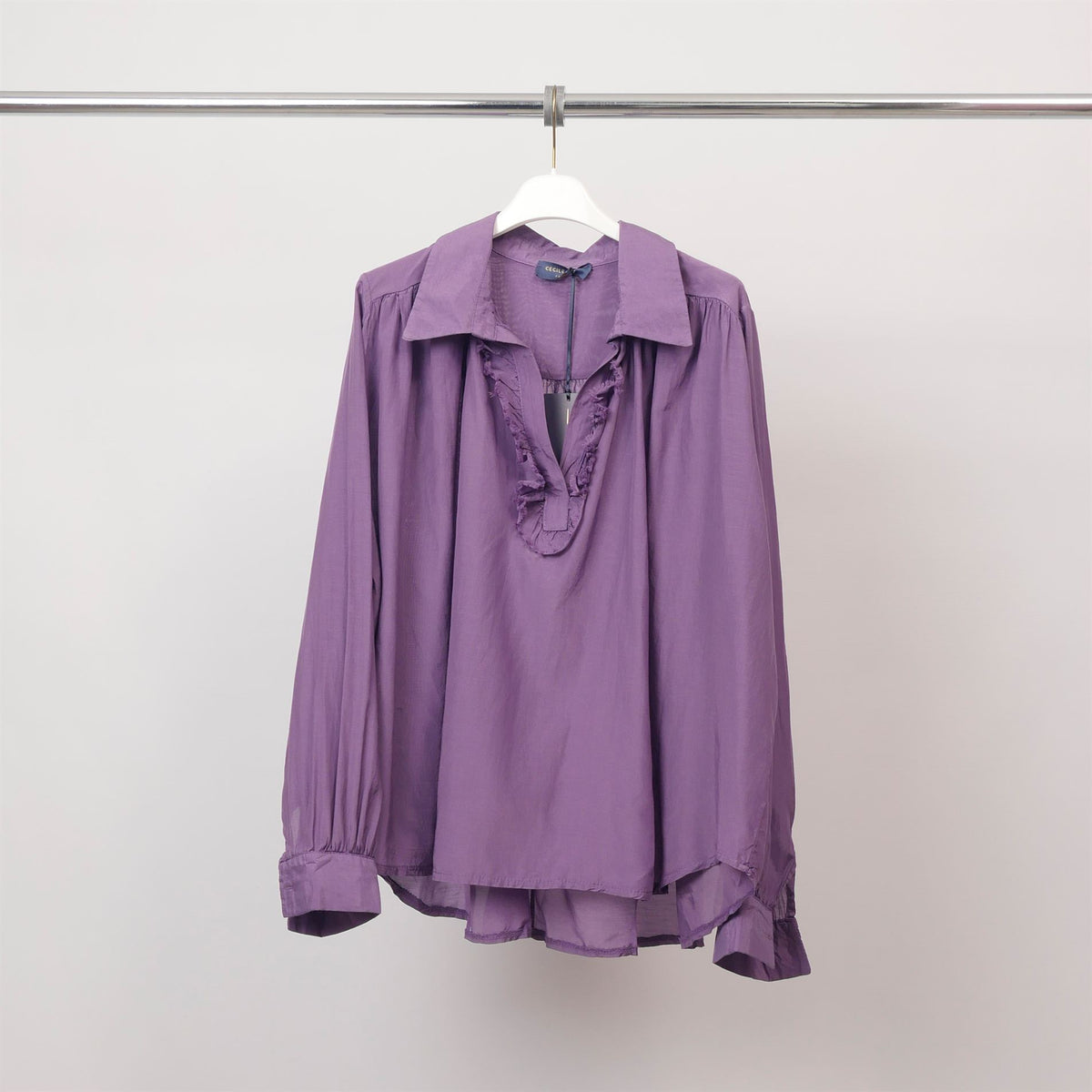 Open collar shirt with ruffle – db14798 