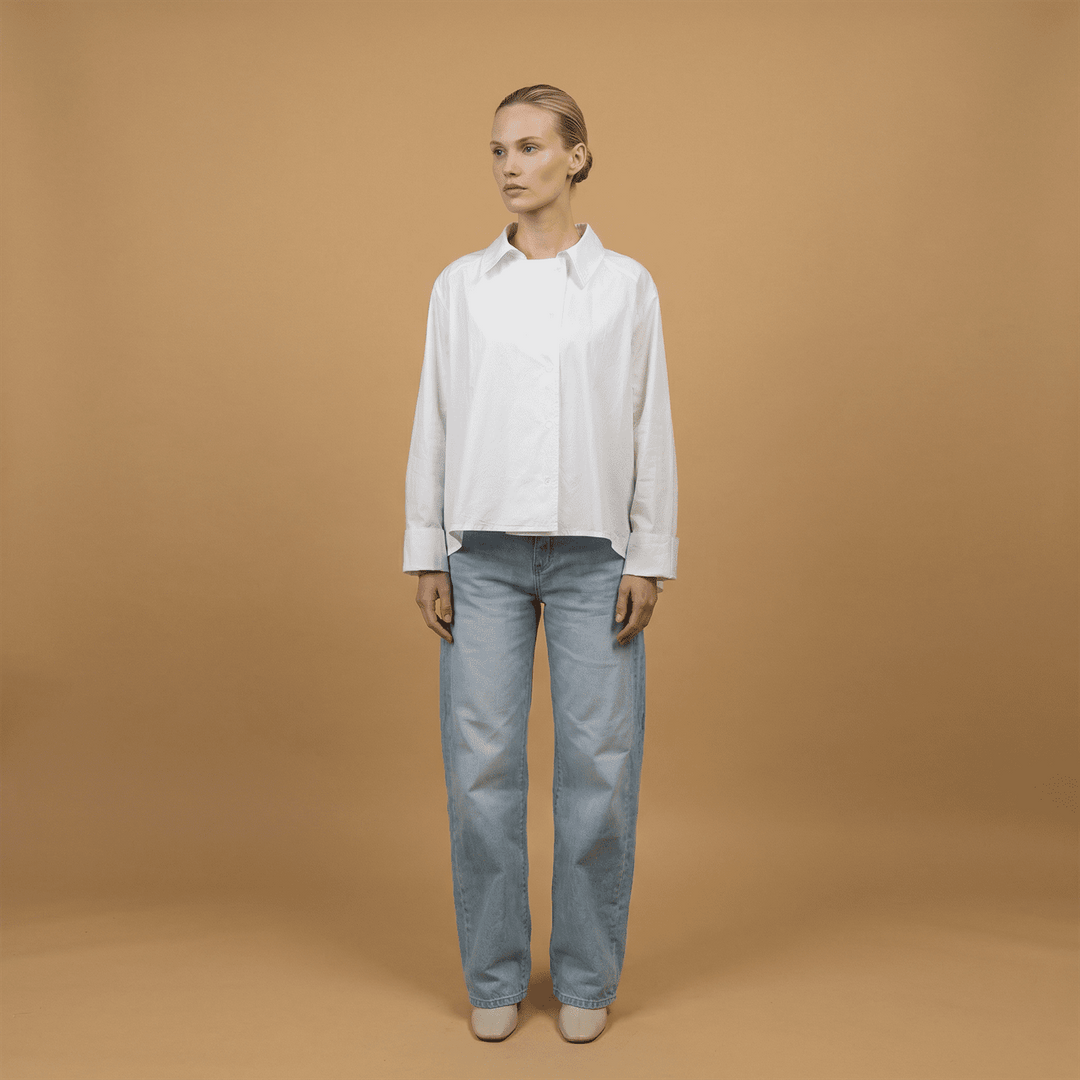 Cotton shirt with asymmetrical buttoning db14916