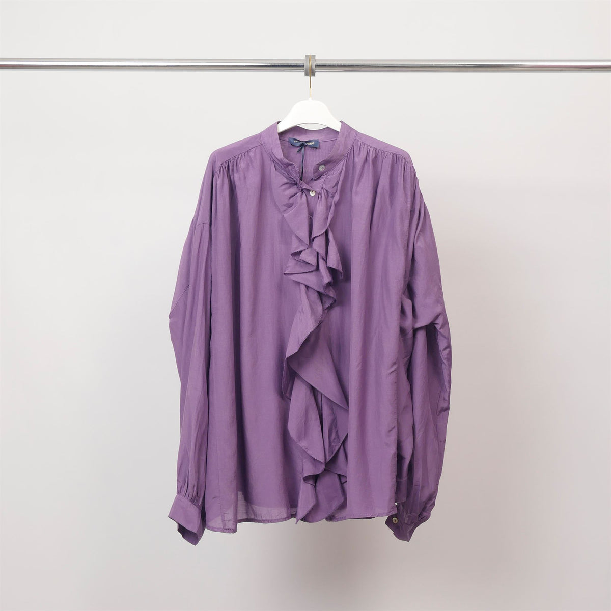 Ruffled mandarin collar shirt – db14953