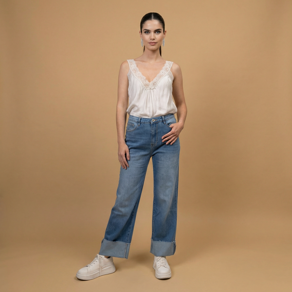 Wide-leg, faded jeans with high turn-ups – SD1528