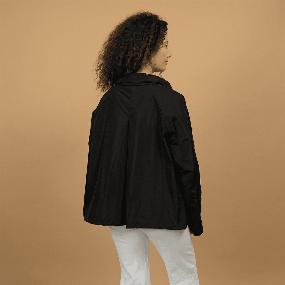 Waterproof jacket with structured stand-up collar - HM7294