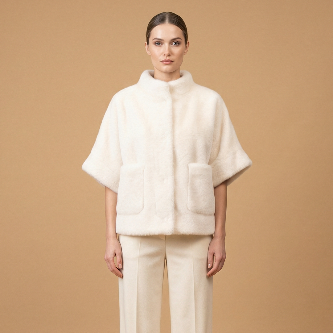 Short faux fur coat with wide sleeves – CLG2513