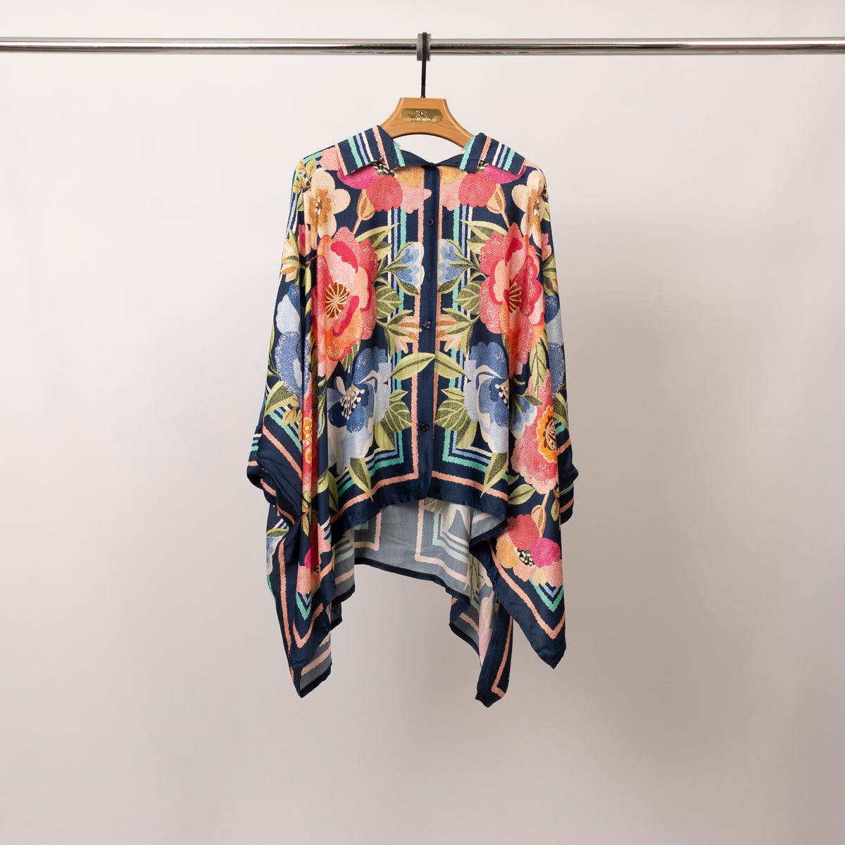 Floral print loose fitting satin shirt – kd8871vs 2