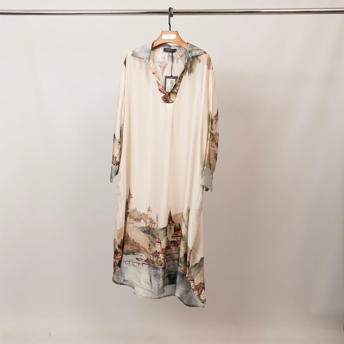 Robe longue satinée imprimé paysage – kd6120vs 32