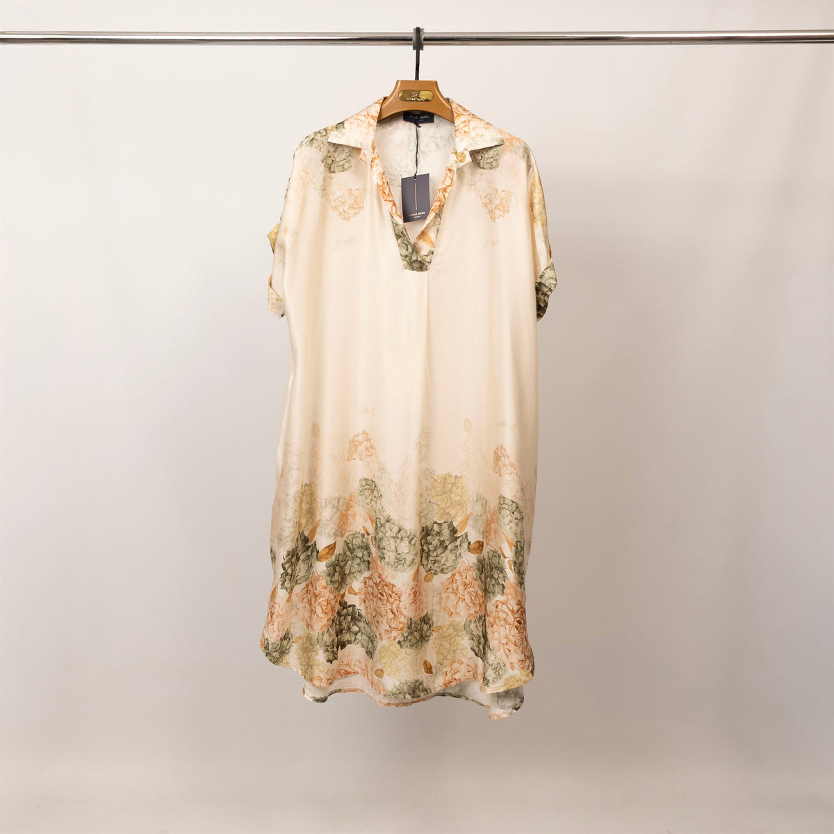 Robe satinée col chemise à imprimé hortensia – kd6917vs 5