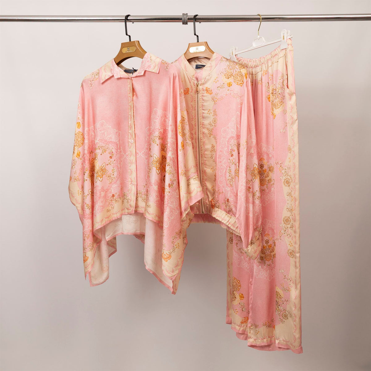 Baroque print satin shirt with wide sleeves – kd8871vs 3