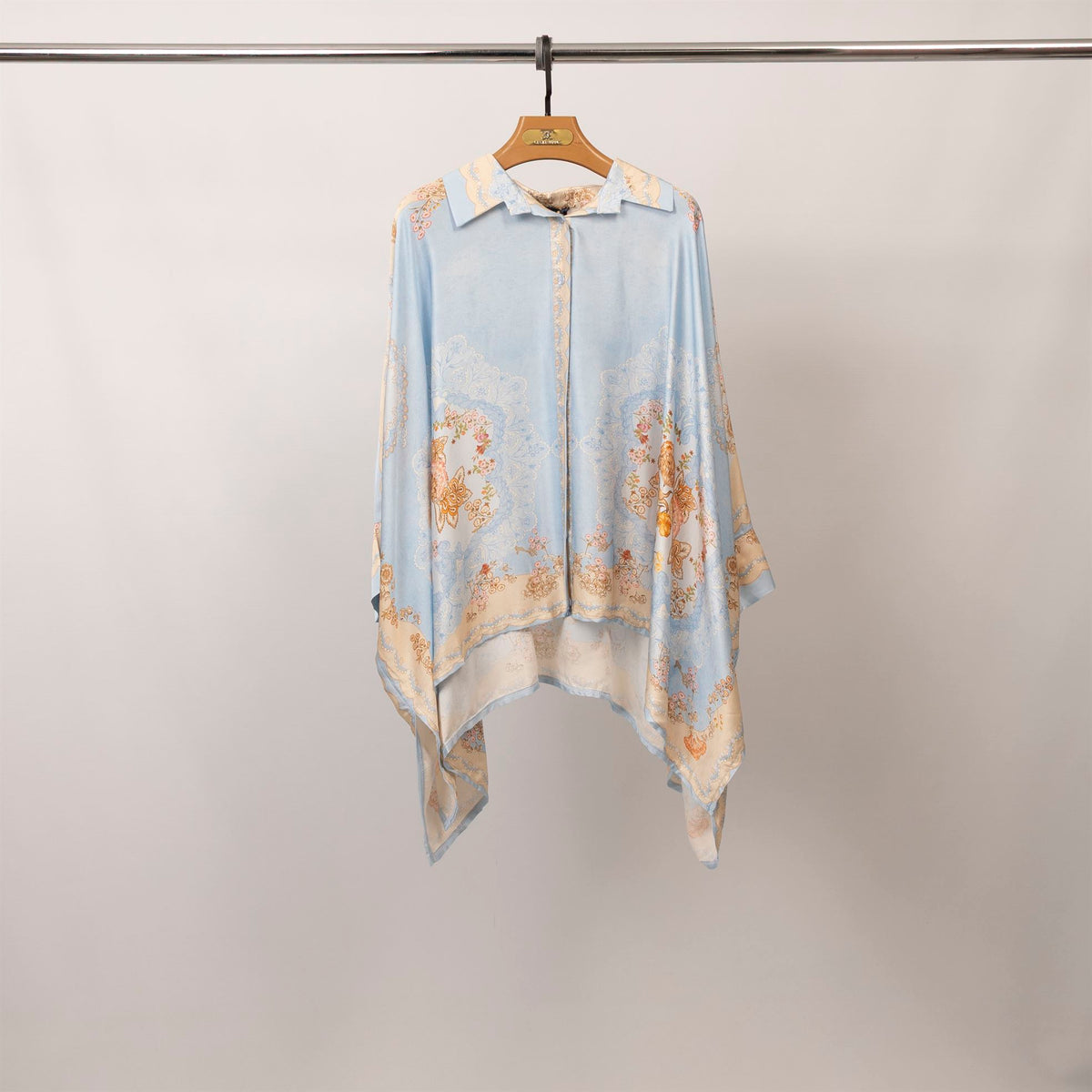 Chemise satinée à manches amples imprimé baroque – kd8871vs 3