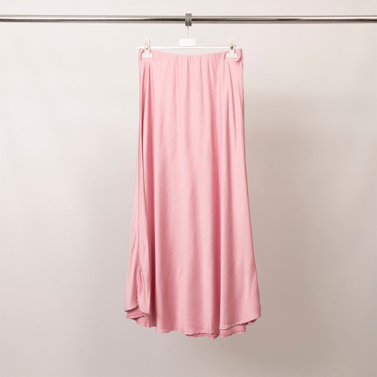 Satin midi skirt with elasticated waist kd6651vs 2
