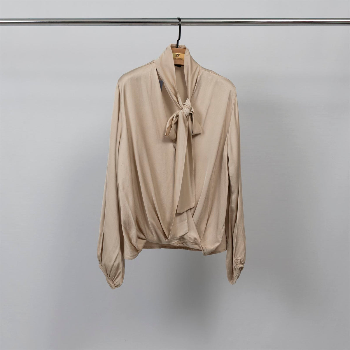 Satin blouse with scarf collar – kd9523vs u