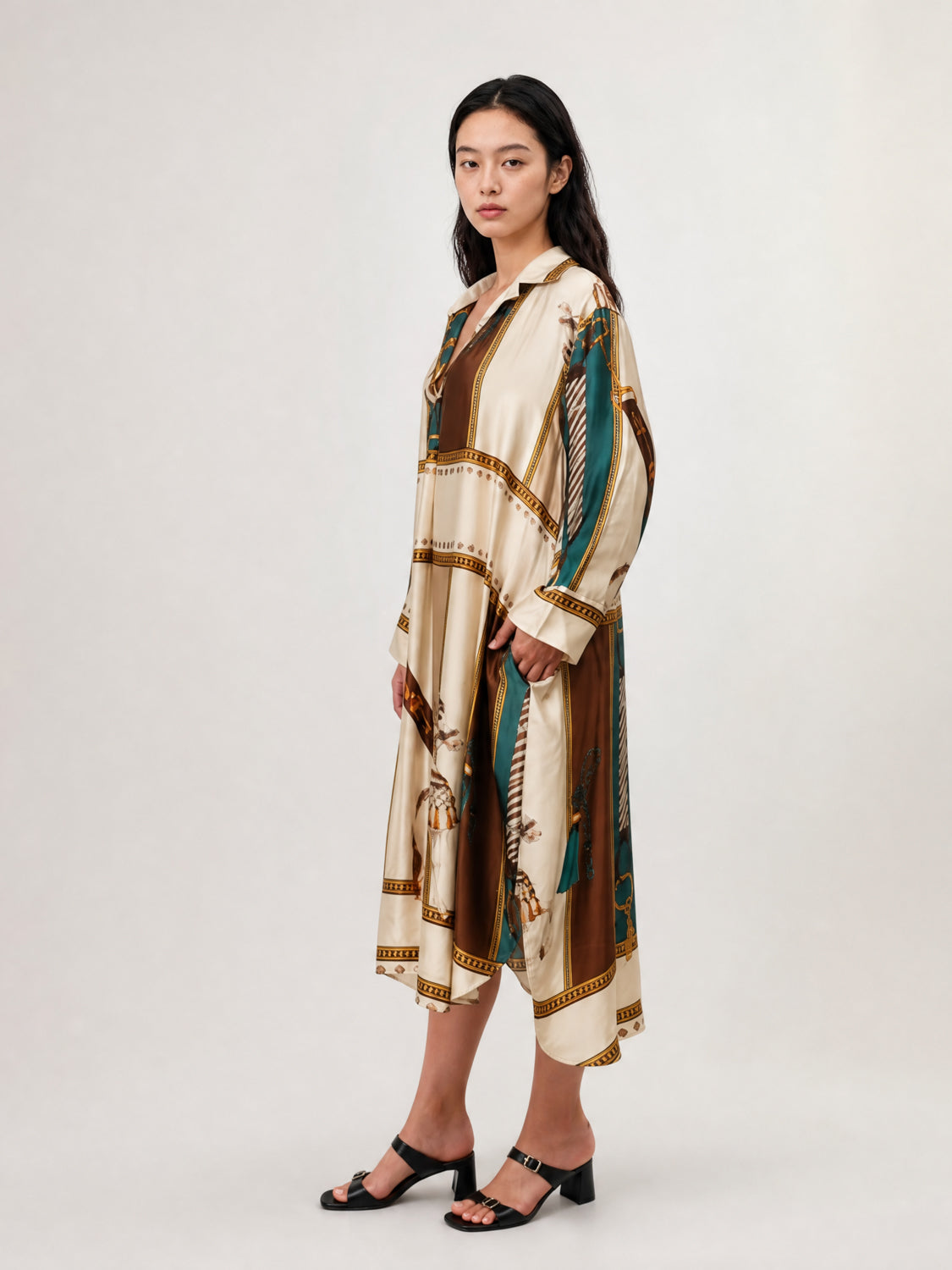 Robe satinée imprimé équestre KD6120VS-2
