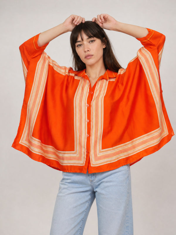 Chemise satinée imprimé graphique manches amples KD8871VS-71