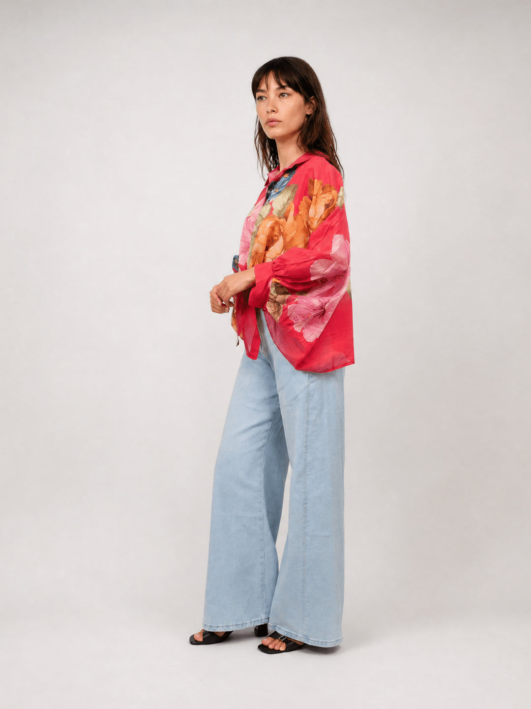 Blouse imprimée fleurie à encolure travaillée KD8971-7