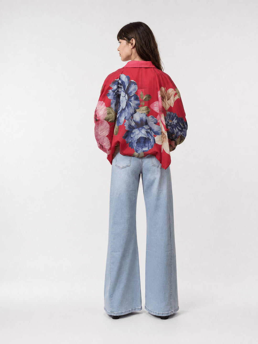 Blouse imprimée fleurie à encolure travaillée KD8971-7