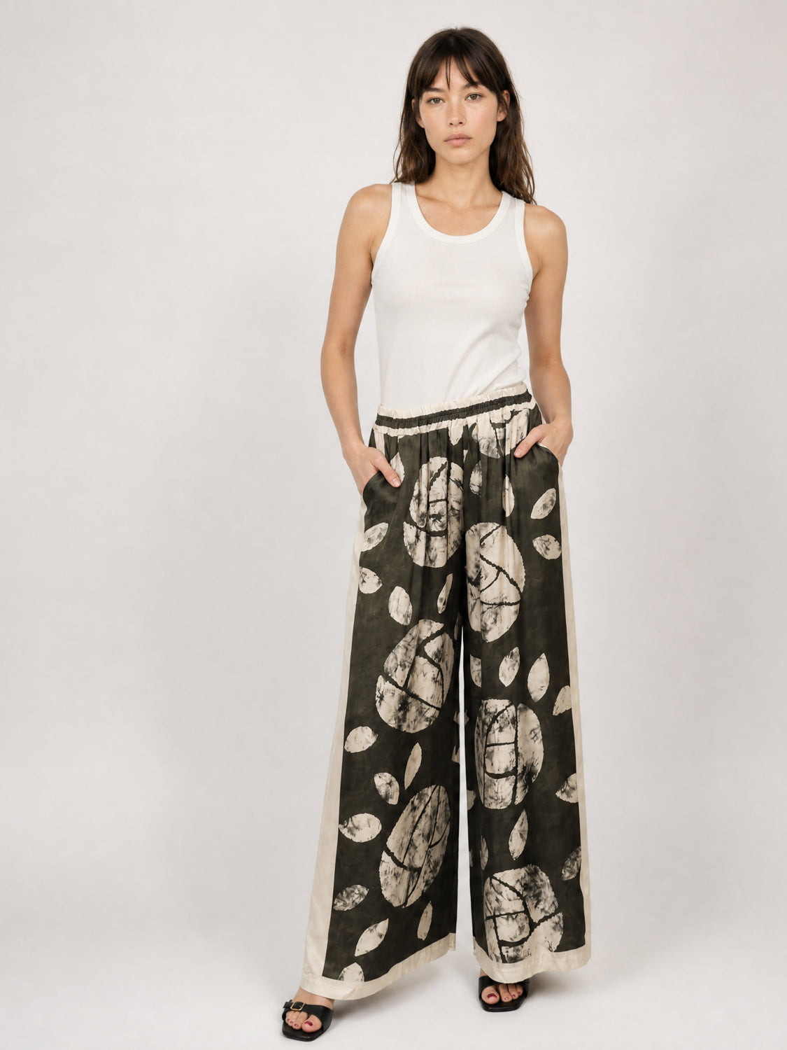 Pantalon satiné ample imprimé feuilles KD9099VS-14