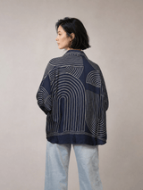 Chemise satinée fluide à imprimé graphique KD9721VS-29