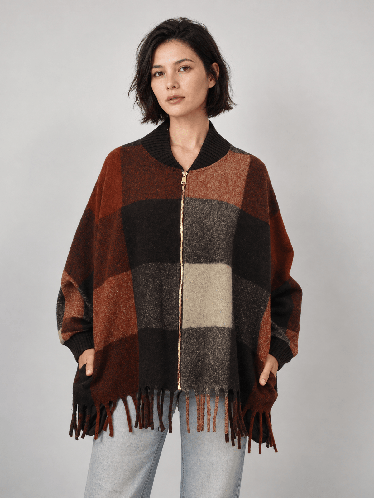 Poncho en laine à franges – MJ84202-2