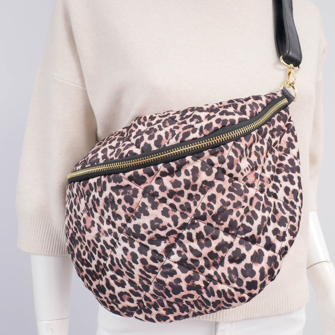 Quilted Banana Bag with Leopard Print HJD71607