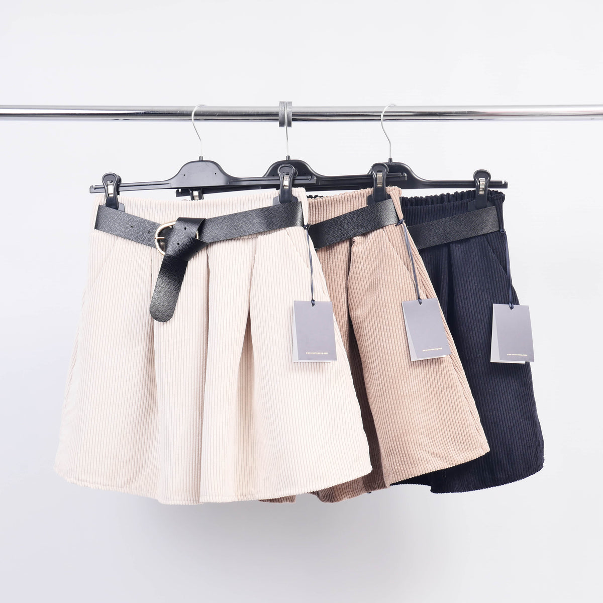 Short belted skirt tdm72824