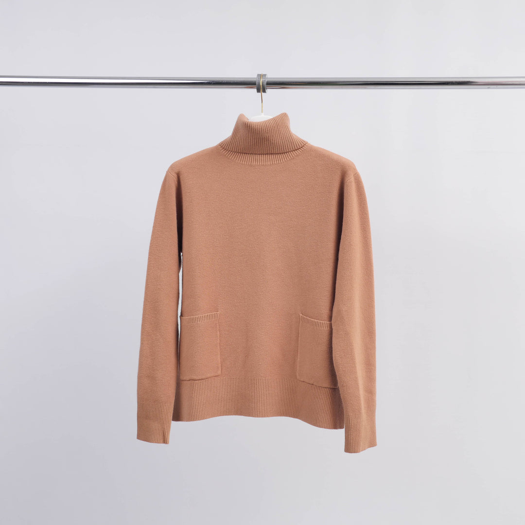 Turtleneck Sweater with Pockets HY36040