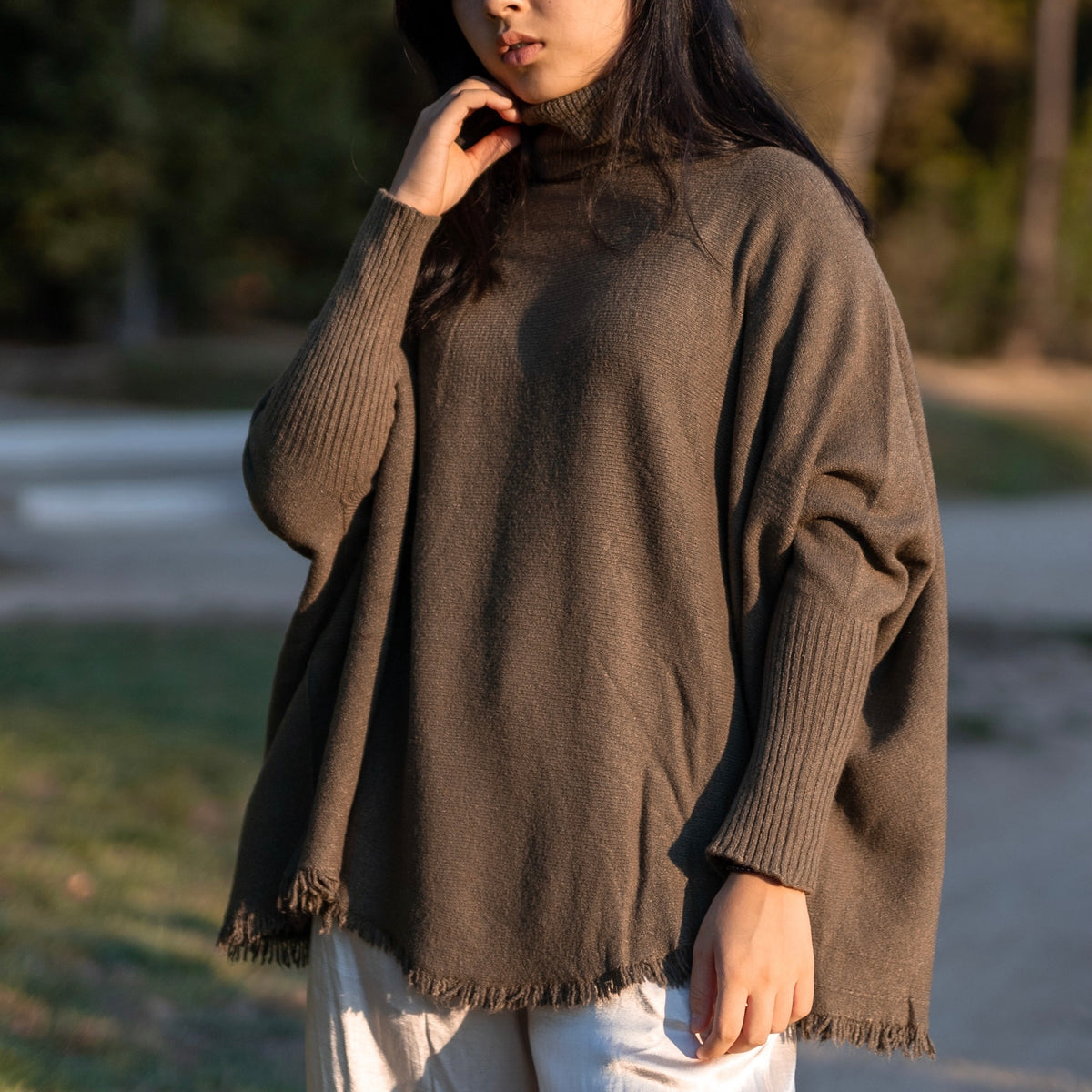 Oversized turtleneck sweater yf370173