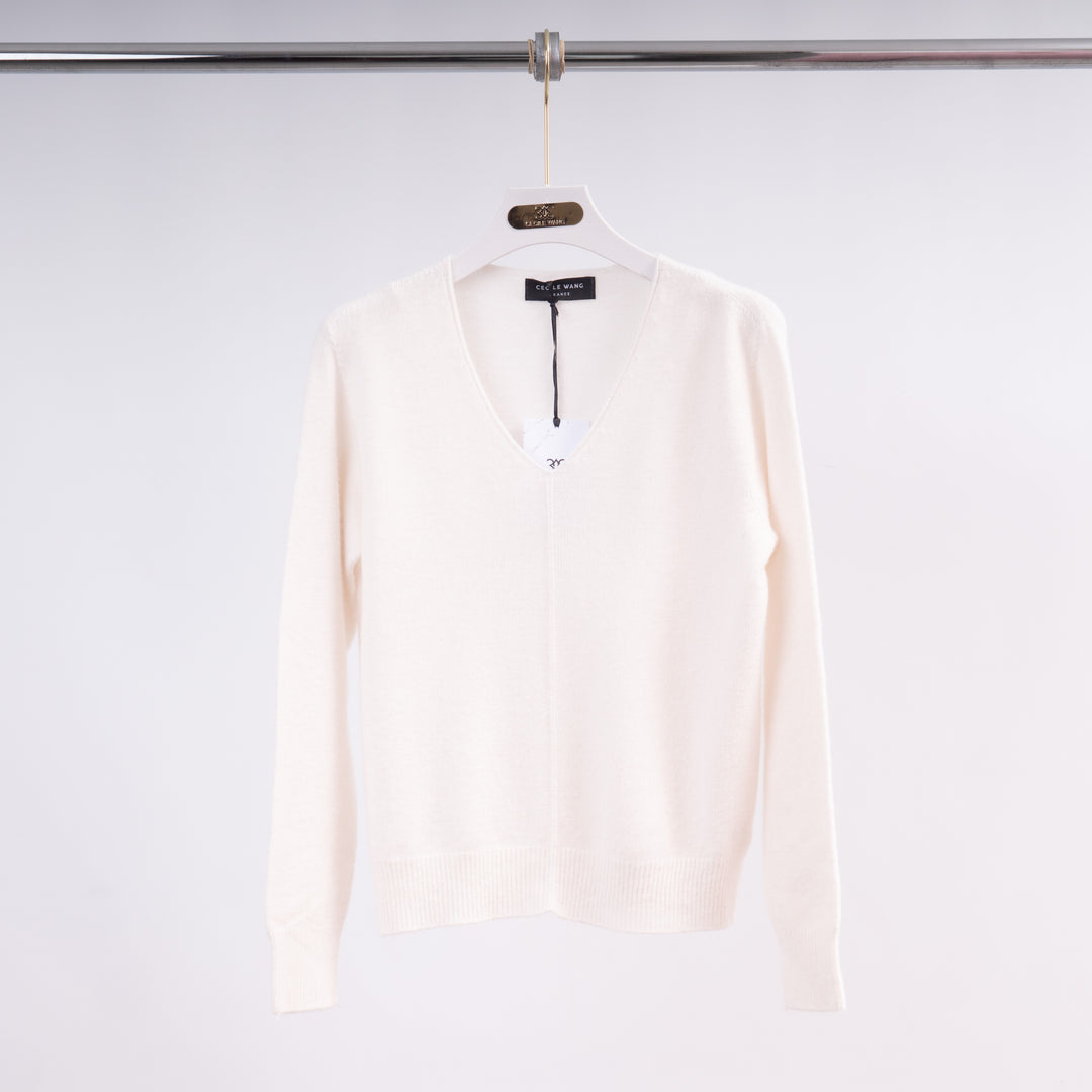 V-Neck Sweater YF37010