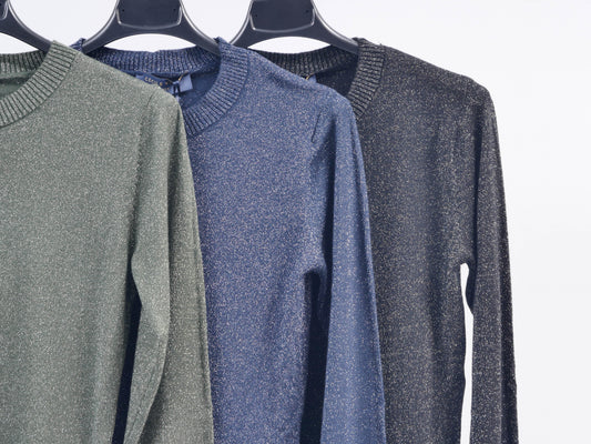 Pull Scintillant Avec Un Col Rond CVAE152