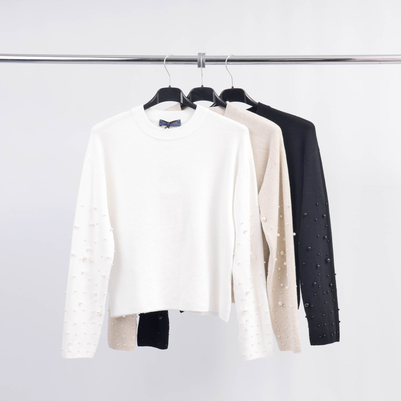 Round Neck Sweater with Pearls on the Sleeves DSY24226