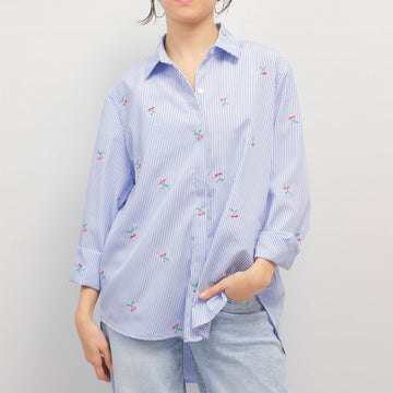 Chemise rayée oversize à broderies florales bleu ciel TDM50320-1