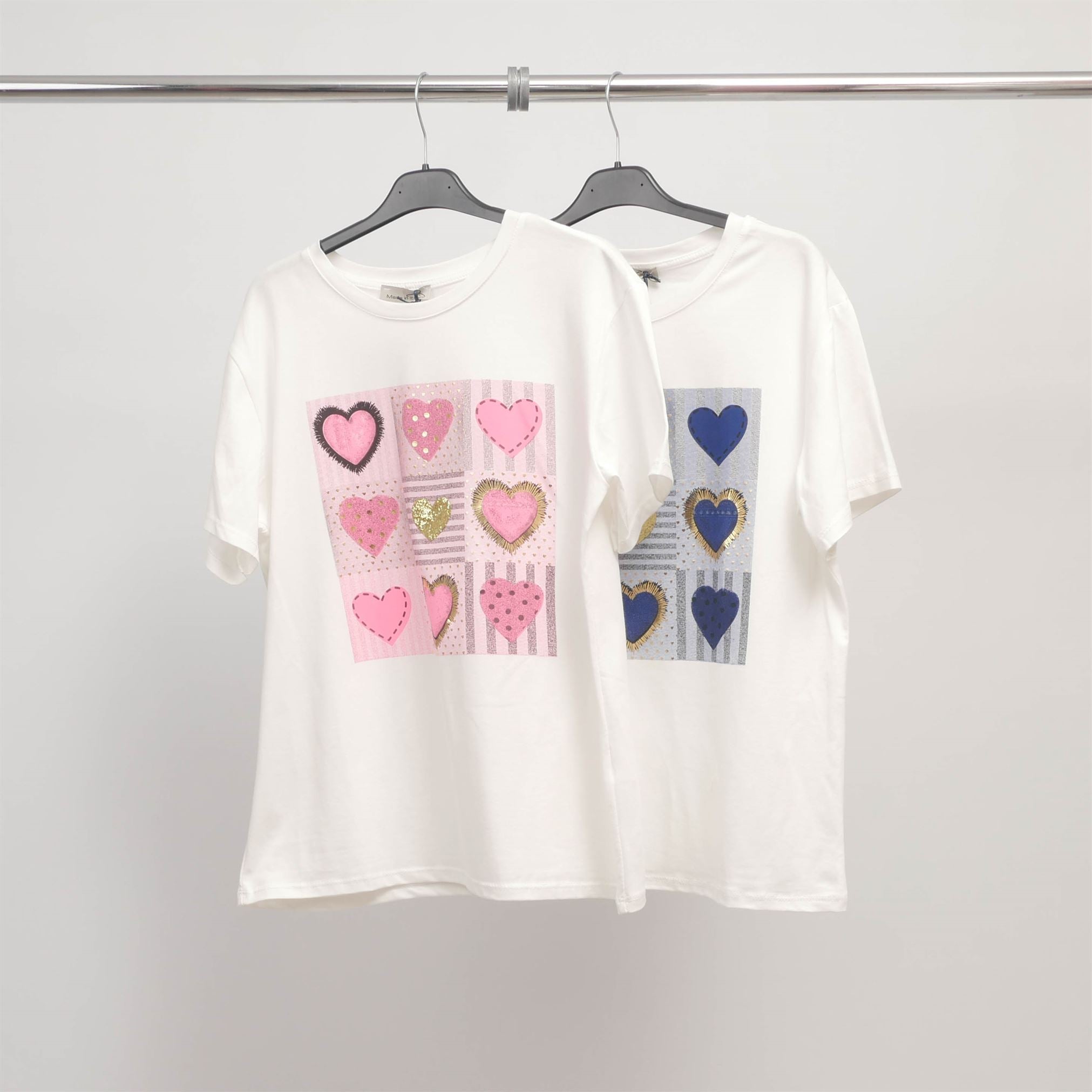 T-shirt motifs cœurs multicolores – CSS24020-1