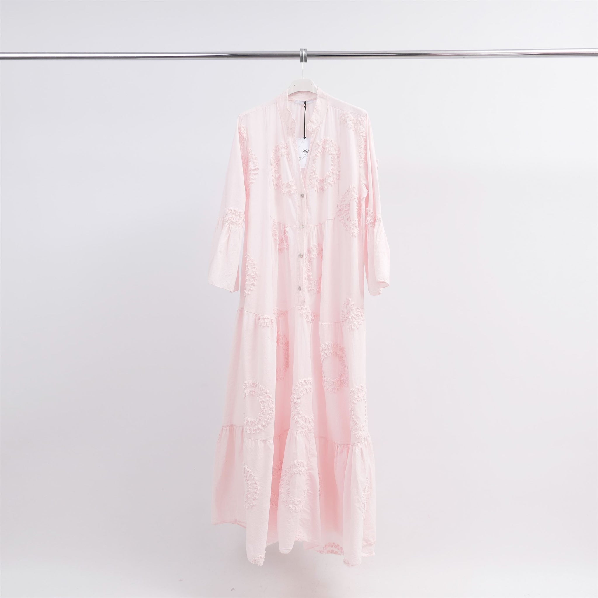 Robe longue brodée en coton col mao – LR10681