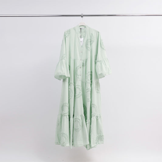 Robe longue brodée en coton col mao – LR10681