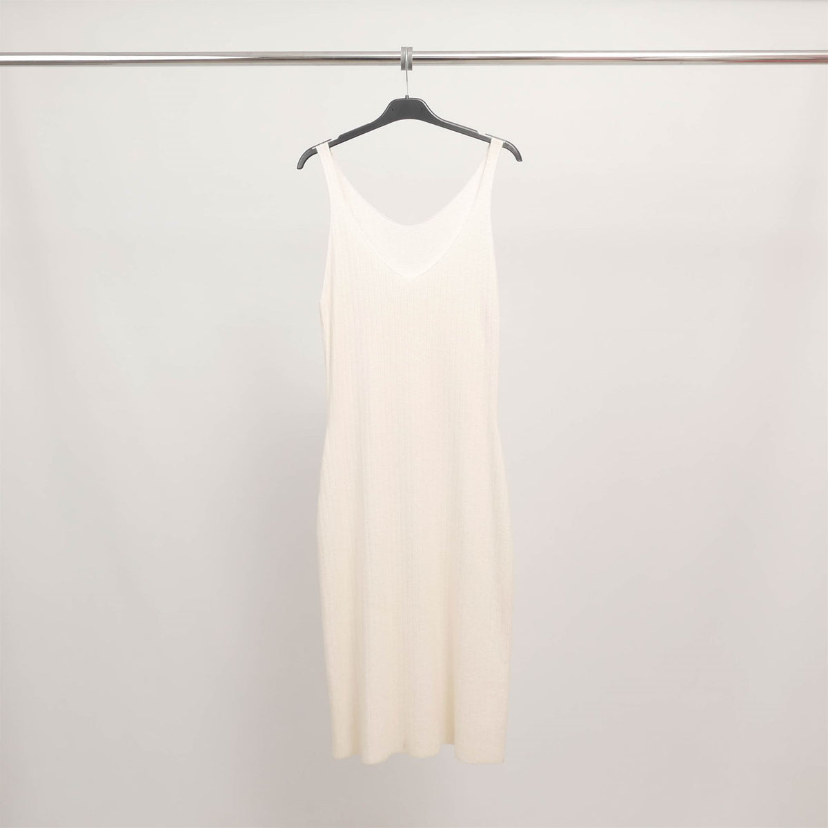 Hyd110 2 in 1 tank top dress and oversized sweater set