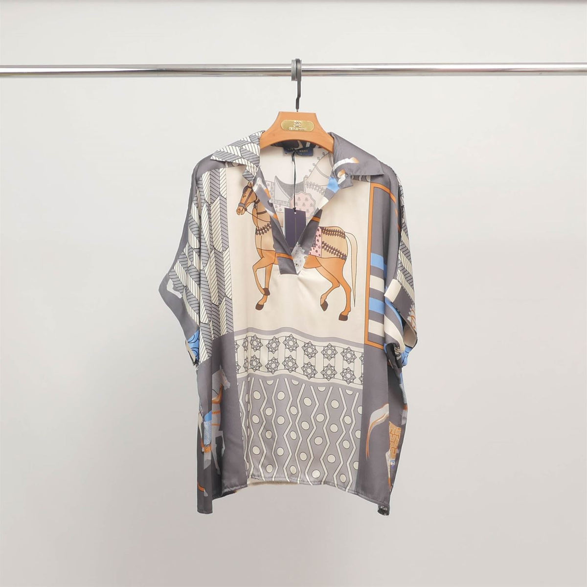 Oversized equestrian print shirt in viscose silk   kd7607vs 20