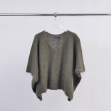 Poncho en maille col V oversize MCL24036